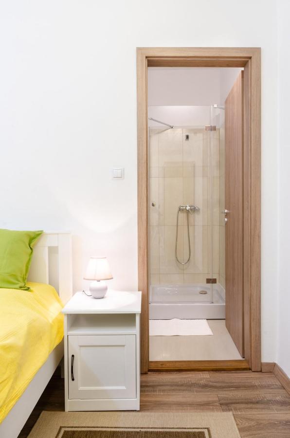 3 En Suit Bedroom Flat In The Main Centre For 6Ppl, 3Bdr,3Bthr,Ac 부다페스트 외부 사진