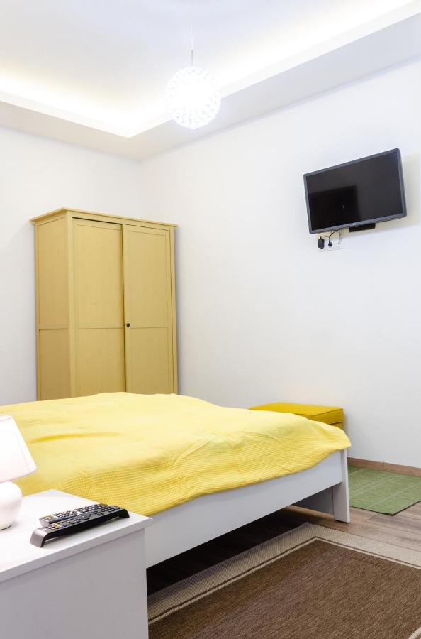 3 En Suit Bedroom Flat In The Main Centre For 6Ppl, 3Bdr,3Bthr,Ac 부다페스트 외부 사진