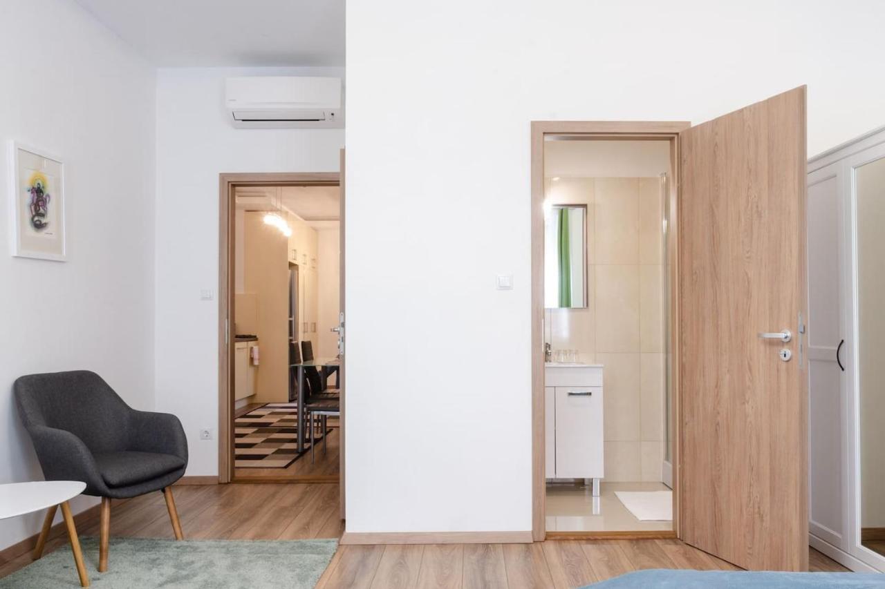3 En Suit Bedroom Flat In The Main Centre For 6Ppl, 3Bdr,3Bthr,Ac 부다페스트 외부 사진