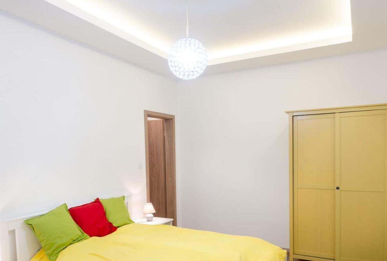 3 En Suit Bedroom Flat In The Main Centre For 6Ppl, 3Bdr,3Bthr,Ac 부다페스트 외부 사진