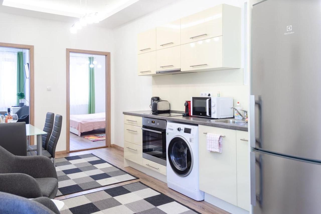 3 En Suit Bedroom Flat In The Main Centre For 6Ppl, 3Bdr,3Bthr,Ac 부다페스트 외부 사진